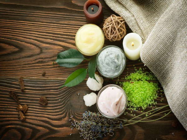  Global Natural Cosmetics Market to Reach USD 95.7 Billion by 2035, Driven by Rising Demand for Organic Skincare Products 