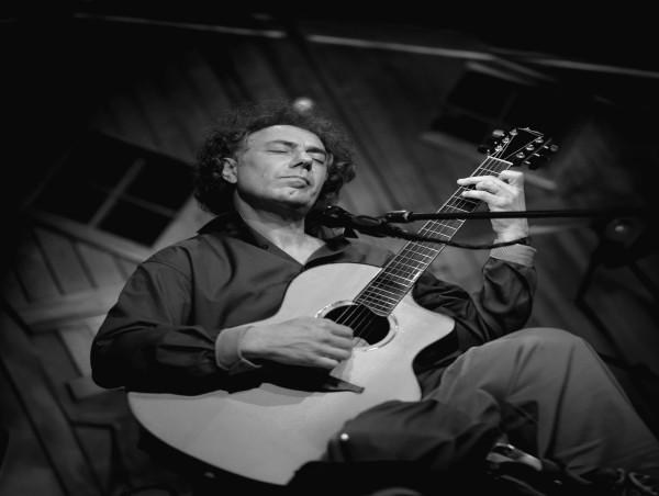 French guitar legend Pierre Bensusan to launch 50th anniversary tour.