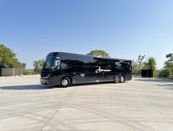 Ash Limousine Expands DFW Premium Travel with New 2025 Fleet
