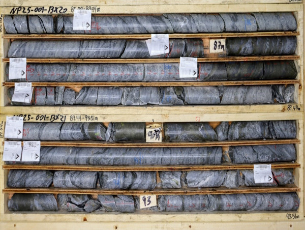  Nova Pacific Intersects Massive Sulphide Mineralization at Lara Project - Rush Assays Pending 