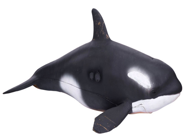 Rare 'Free Willy' Orca Model Among 400+ Planet Hollywood Memorabilia Items in Upcoming Propstore Auction