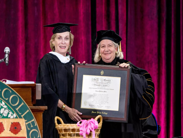 Norma Patteson Mills ’60 Presented with Honorary Doctor of Humane Letters by Sweet Briar College
