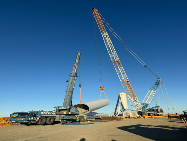  Diaz onshore windfarm will produce energy for 6% of Namibia's energy consumption avoiding 200,000 tons of CO₂ emissions 