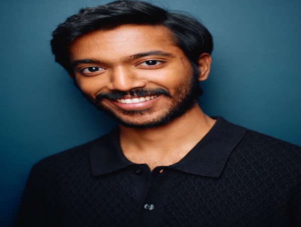 New York Art Life Magazine this week presents Vighnesh Dheenadhayalan. Expert Actor & Theatre Technician