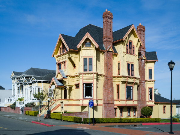 Historic Home Renovations: Preserving Charm While Updating Functionality