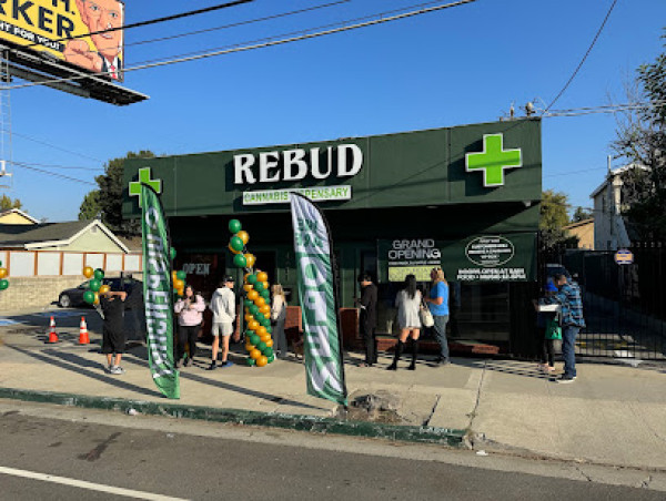 Rebud Expands Access to Legal Cannabis in Highland Park with Focus on Community and Convenience