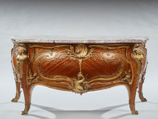 Andrew Jones Auctions will hold a Design for the Home and Garden auction on June 25th, online and live in Los Angeles