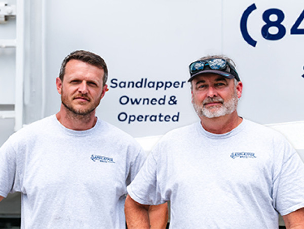  Sandlapper Waste Partners with Splash Omnimedia for Comprehensive Rebrand and New Website Launch 