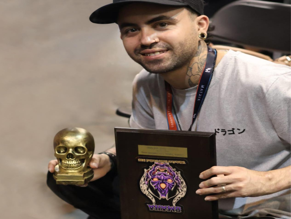  Dragoart Pro Team Artist Oslanier Cuba Wins Second Place at Villain Arts Omaha Tattoo Convention with Forbidden Fruit 