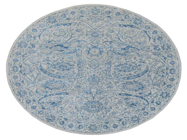  Vintage and Troubled Carpets Make an Elegant Comeback in Contemporary Interiors 