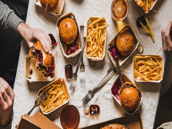  Fast Food and Quick Service Restaurants Market Is Booming So Rapidly | Dominoes, Chipotle, Greggs 