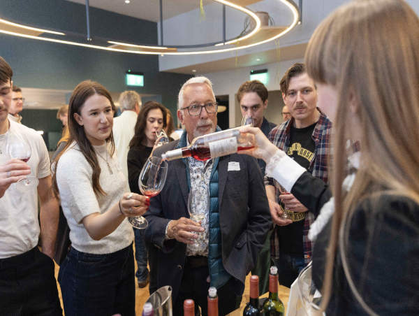  THE EU FAB 6 BRINGS GARNACHA AND BORDEAUX WINES BACK TO THE UK 
