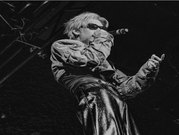 Boxi Chen Releases New Single Falling Apart: A Summer Surge of Punk-Pop Energy 