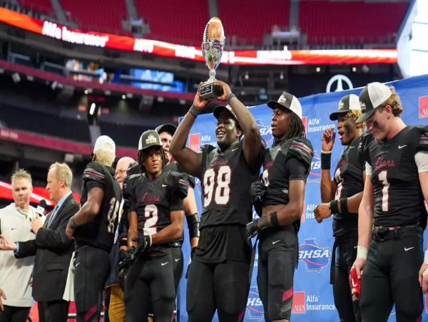  Hebron Christian Academy Football Partners with GPS DataViz to Elevate Athlete Performance and Safety 