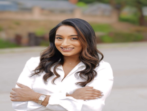  Dr. Anthea Pitysingh Offers Free Physical Therapy Consultations this Summer in LA 