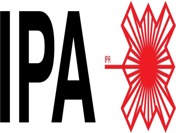  Dr. Bing Tan Honoured with Lifetime Achievement Award at International Photodynamic Association World Congress 