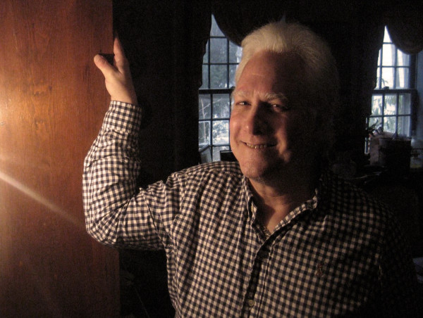  Peter Marks Releases The Gourmet Cookbook for Astrology Lovers with New Amazon Best-Seller Contribution 