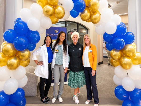  CareRite Centers Unveils Signature Culinary Excellence Program in Florida Region with Celebrity Chef Anne Burrell 
