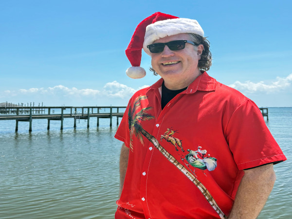  Singer Songwriter John McDonald to Debut New Songs at Christmas in July Album Release Concert 