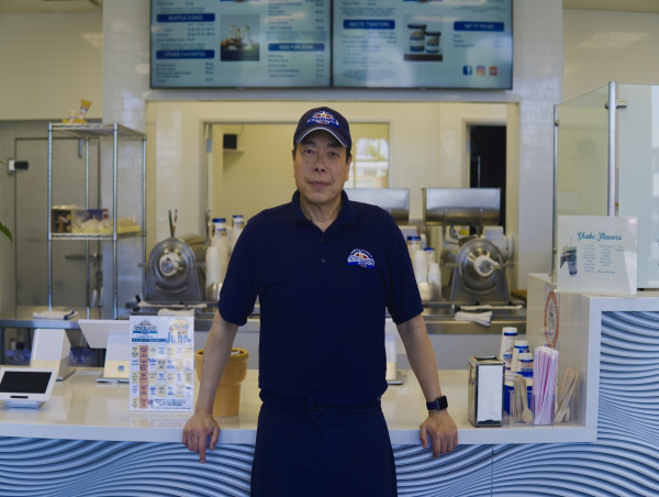  Strickland’s Ice Cream Celebrates One Year of Sweet Success in Costa Mesa 