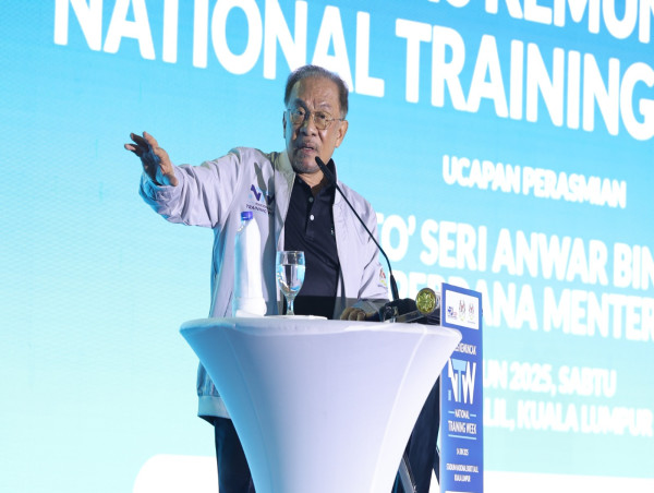  Malaysian PM Anwar: Skills Reform Key To Asean's Future - NTW 2025 Opens Doors Across the Region 