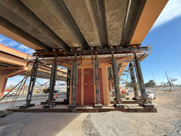 Acrow’s Heavy-Duty Superprop® Shores Support Interstate Bridge Preservation in New Mexico 