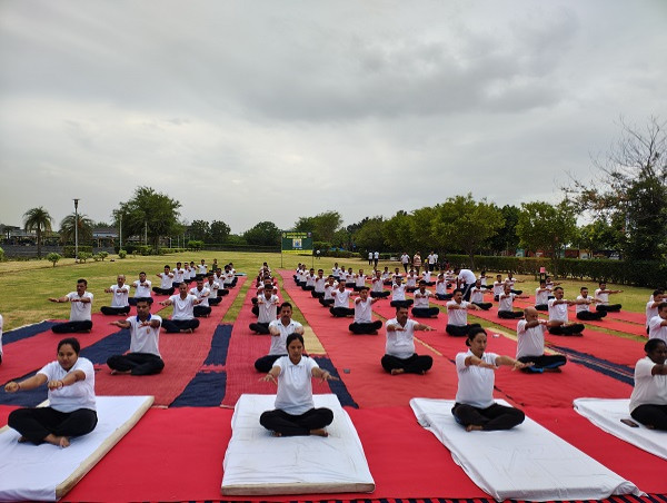  AIPL DreamCity Ludhiana to Celebrate International Yoga Day with 'Yoga by the Lake' and Sustainable Lifestyle Showcase 