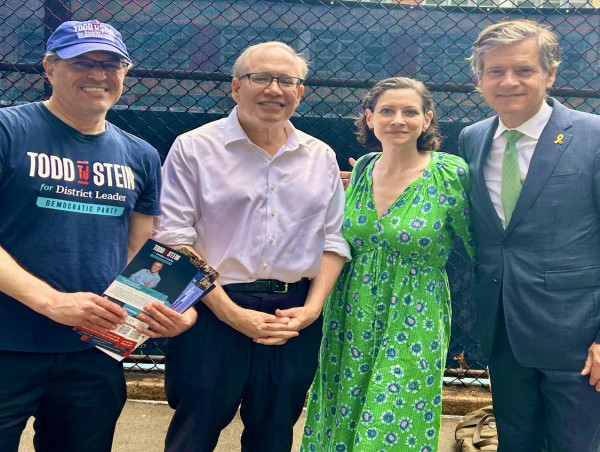  Stein, Stringer and Hoylman-Sigal Energize the Upper East Side Voters During Early Voting 