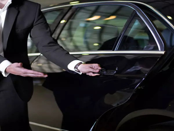  Imperial Limo Worldwide Launches Enhanced Airport Service with Real-Time Flight Monitoring for NYC Airports 