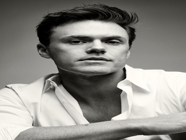 Actor & Advocate Blake Cooper Griffin Inks Deal with Award-Winning Koehler Books for Debut Memoir on Reinvention