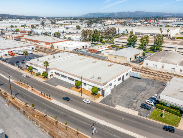  Industrial Facility in Commerce, CA Available for Sale 