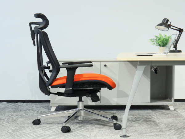 Fair Deal Furniture Launches New Line of Office Tables and Ergonomic Chairs with 3-Year Warranty Program