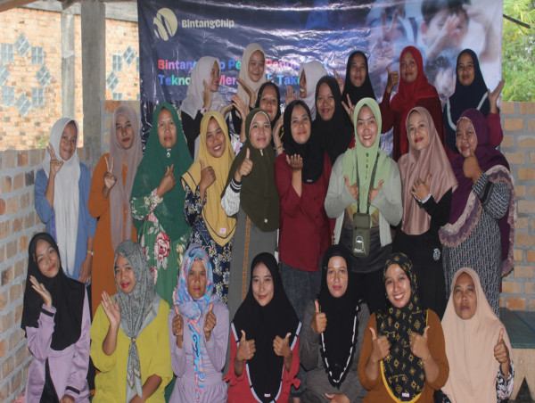 BintangChip dan Tim Pengguna Eniratmisih Gelar Aksi Bantuan Pendidikan di TPA AN_NAFI Sumatera Selatan