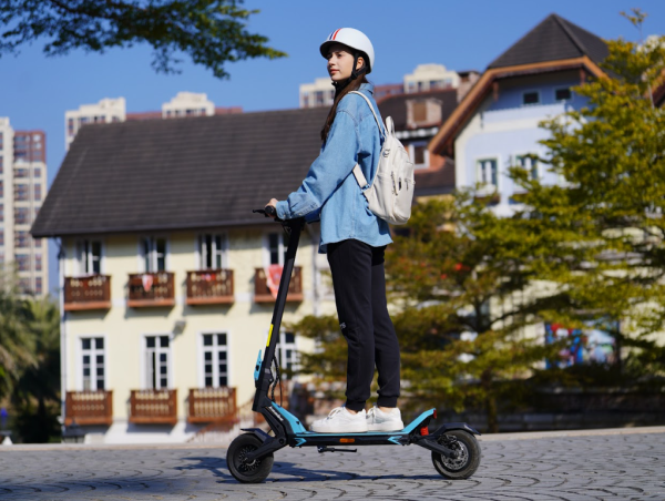 Kaabo Introduces The Urban: Lightweight, High-Performance Electric Scooter Tailored for City Commuters