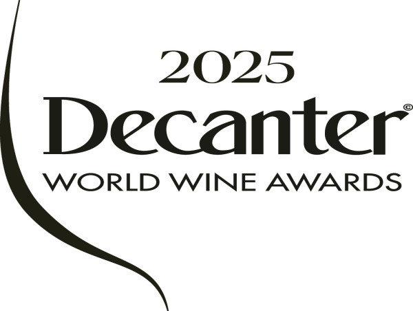 UK HAS RECORD BREAKING YEAR AT DECANTER WORLD WINE AWARDS 2025 WITH SPARKLING WINE CONTINUING TO PUSH BOUNDARIES