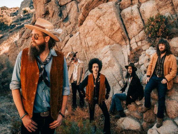  Robert Jon & The Wreck Release Gritty New Single 'Keep Myself Clean' 
