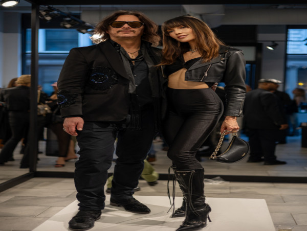  Marko Stout’s Sold-Out Show Ranks Among Top Exhibits of the Season in New York 