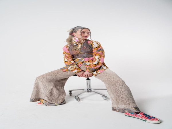  Carl Kruse Arts Invites all to IMPARI MODA's event 'Circle of Change' 