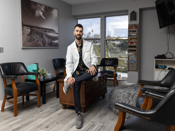  From War-Torn Syria to California Dreaming: San Diego Dentist-Turned-Hip-Hop Artist Drops Empowering Anthem 