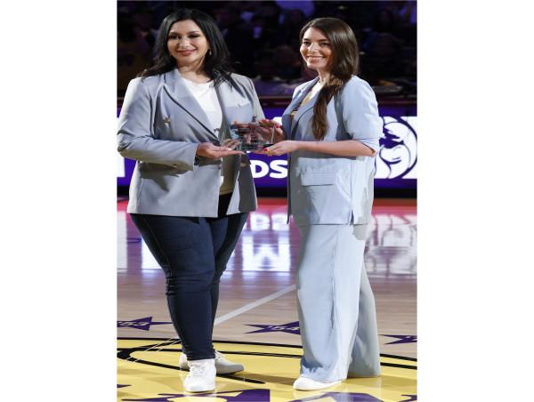  Revive Neurofeedback Founder Honored by LA Lakers and Comerica Bank as 'Woman of Promise' 