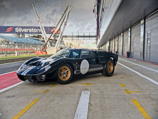 Everrati to Showcase Two Electrified Icons at the 2025 British Grand Prix 
