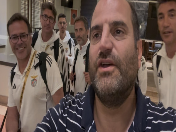 TravelingWiki Promotes Autism with World Renowned S.L. Benfica & Head Coach Bruno Lage During FIFA Club World Cup