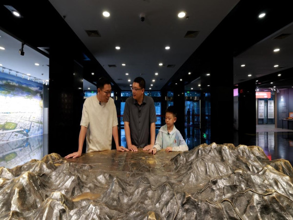 Beijing Radio and Television Station Launches 14-Episode Multi-Platform Documentary 