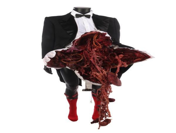  SPAM, PARROTS & STAGE SHOW GOLD - PROPS FROM 'MONTY PYTHON LIVE (MOSTLY)' TO BE AUCTIONED THIS MONTH 
