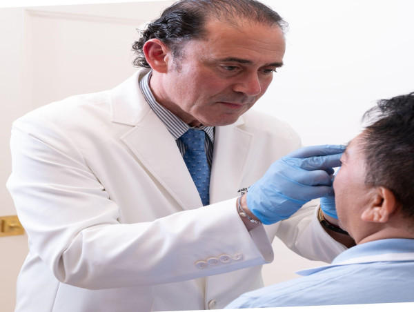 Dr GolBerg Institute of Functional and Aesthetic Medicine Unveils 'G-Lift Complex' - a Signature Non-Surgical Facelift Technique