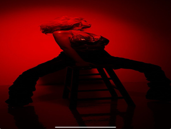 Ex-Editorial Assistant Turned Pop Provocateur Scores Independent Deal Working With Commercial Song Producer Joey Auch
