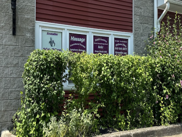  AromaGee Celebrates 10 Years of Healing With Massage Therapy in Highland, NY 