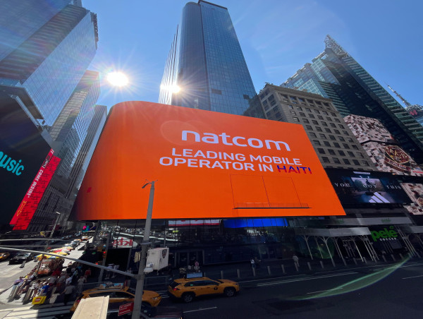 NATCOM: Conexión a largo plazo con recargas internacionales automáticas