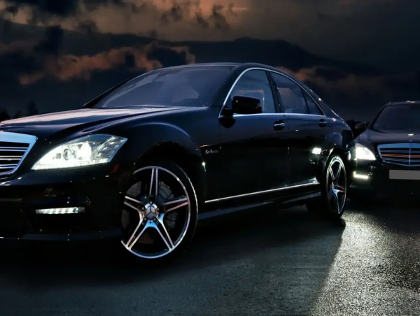  AALuxRide Launches Premium Chauffeur Services for Houston's Business and Travel Needs 