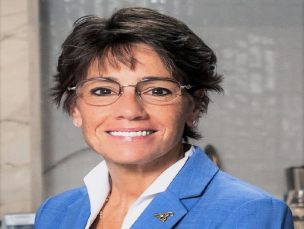  Kathy Genovese, Director of Consumer Electronics for NATM, Named Among 'Powerful Women in Consumer Electronics' by TWICE 